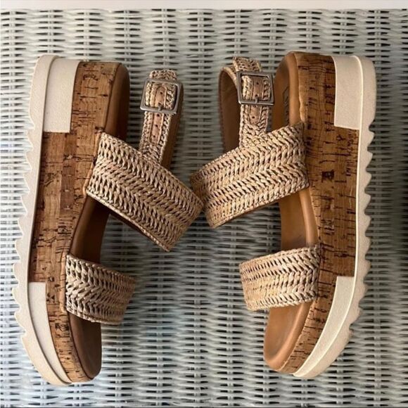 Steve Madden Brenda Sandal - Picture 1 of 7